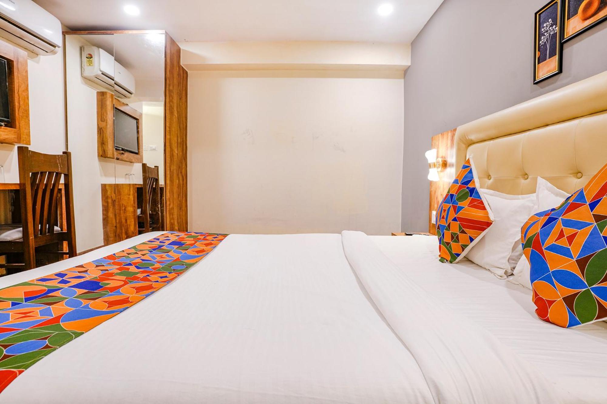 Fabhotel Grand Prime Nr Nesco Hotel Bombaim Exterior foto