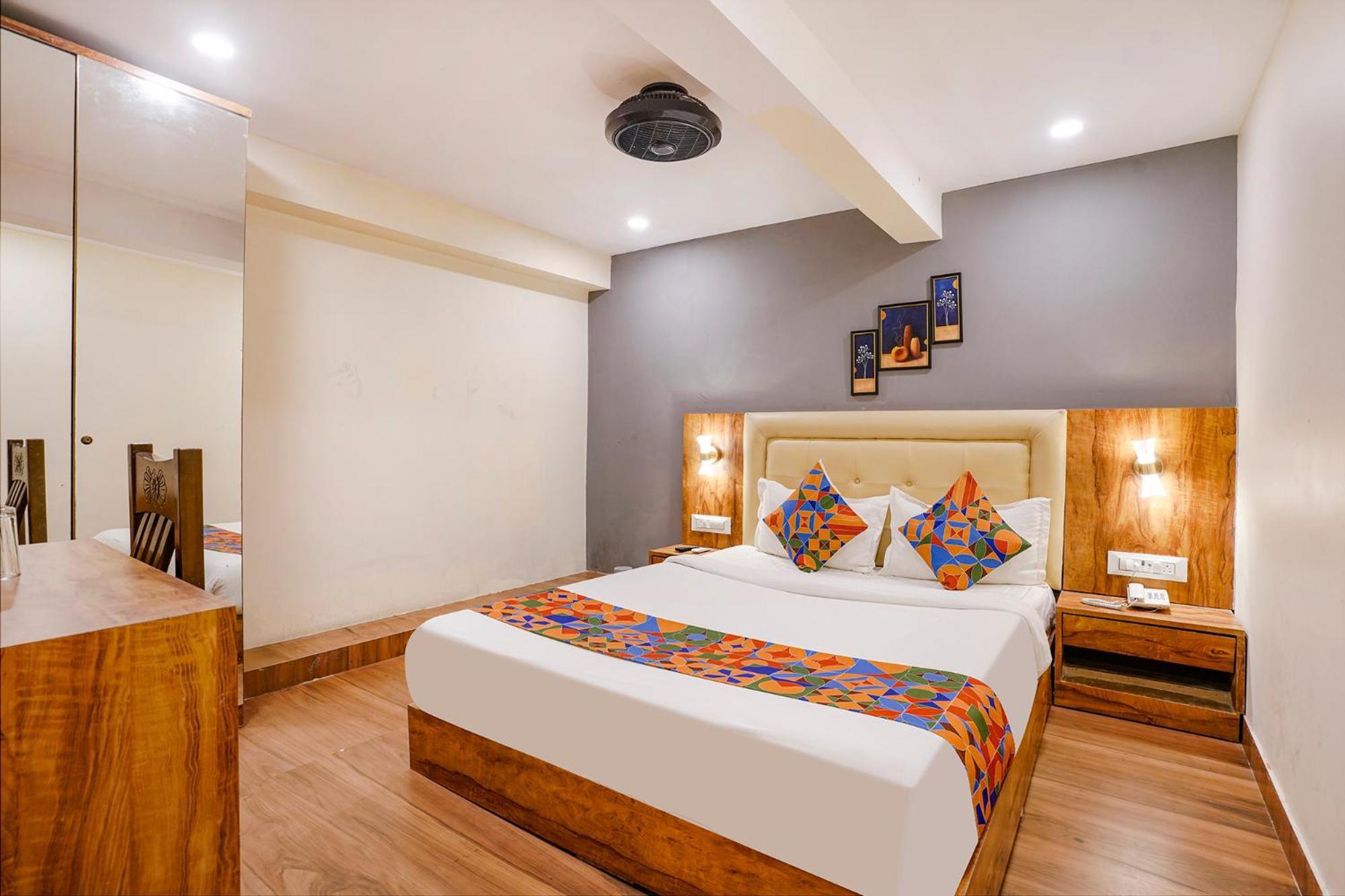 Fabhotel Grand Prime Nr Nesco Hotel Bombaim Exterior foto
