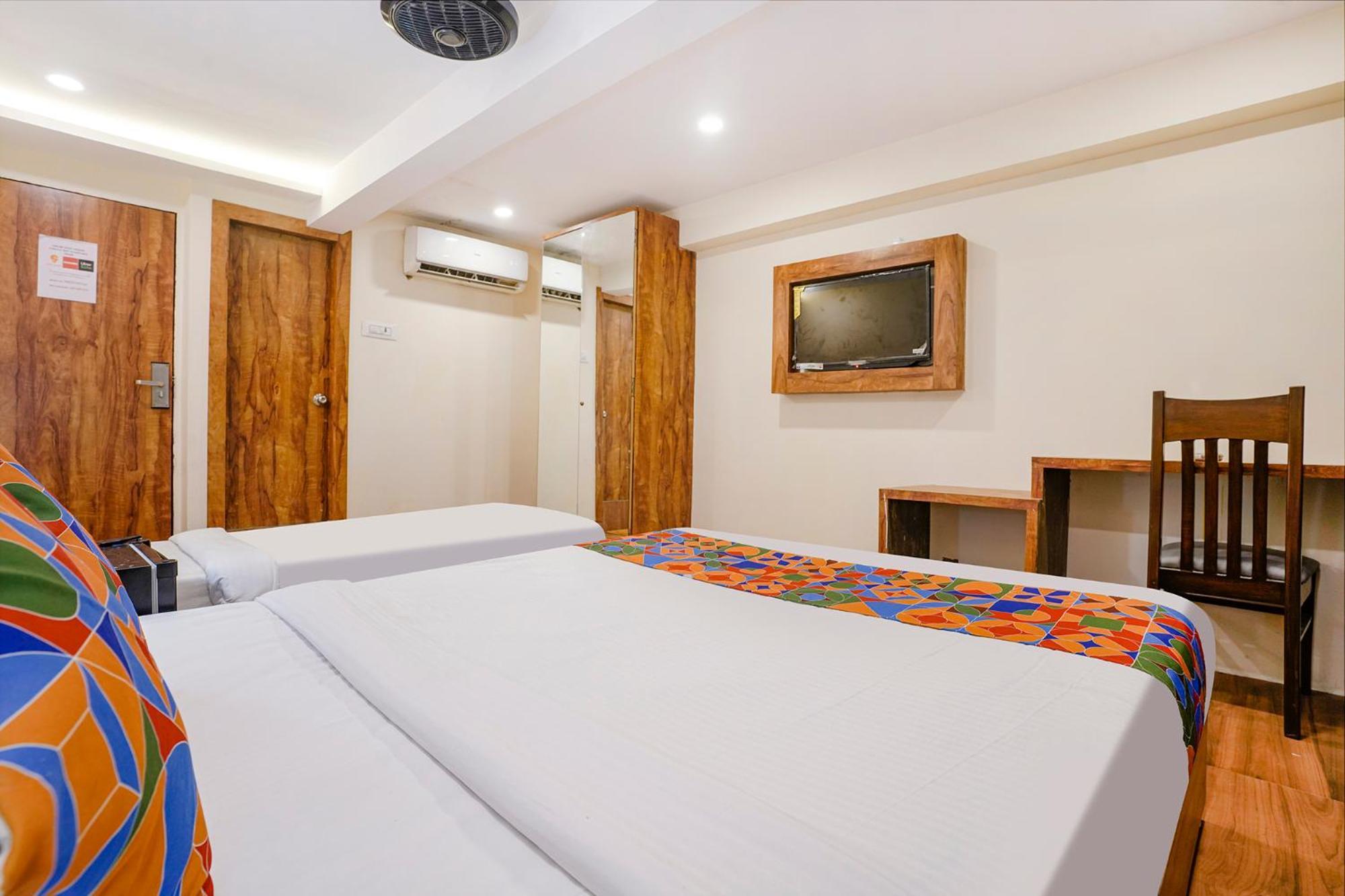 Fabhotel Grand Prime Nr Nesco Hotel Bombaim Exterior foto